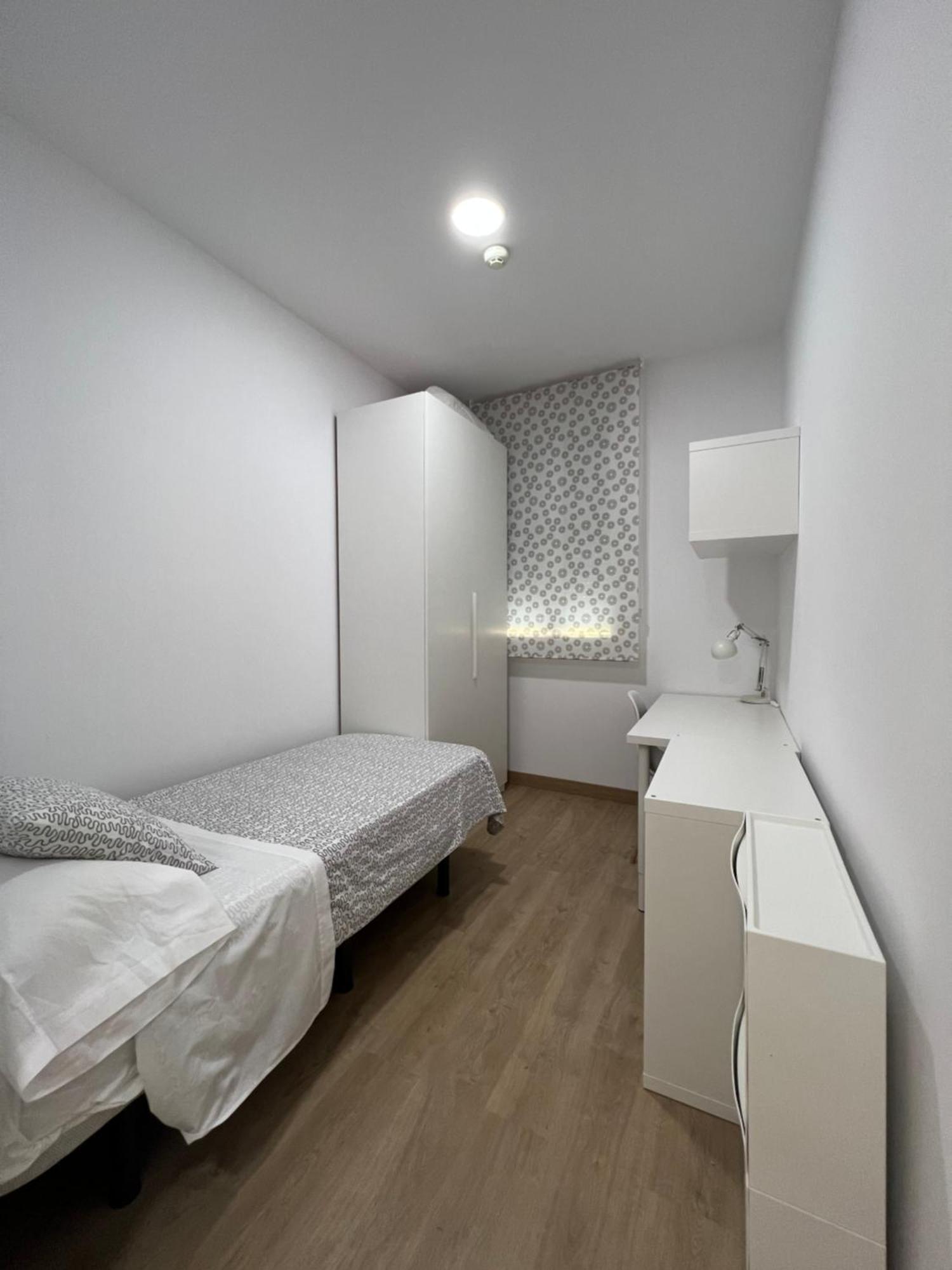 Colegio Mayor Careu - Women Only - University Community 세비야 외부 사진