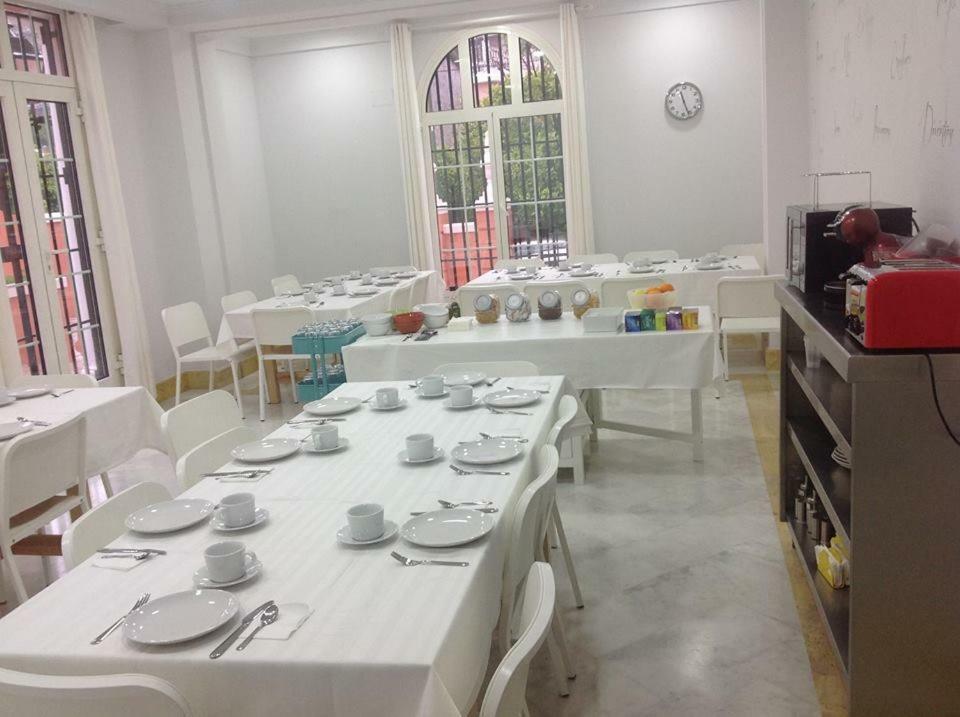 Colegio Mayor Careu - Women Only - University Community 세비야 외부 사진